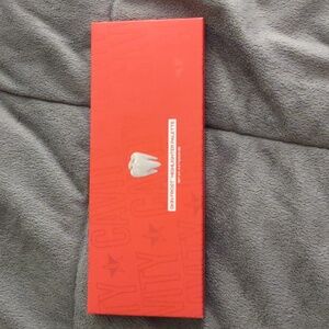 Jeffree Star Cavity Skin Frost Highlighters